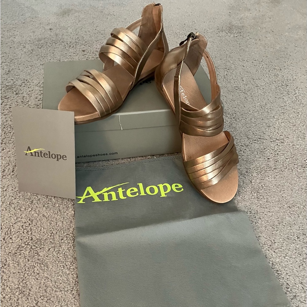 *NEW* Antelope Metallic Copper Sandals